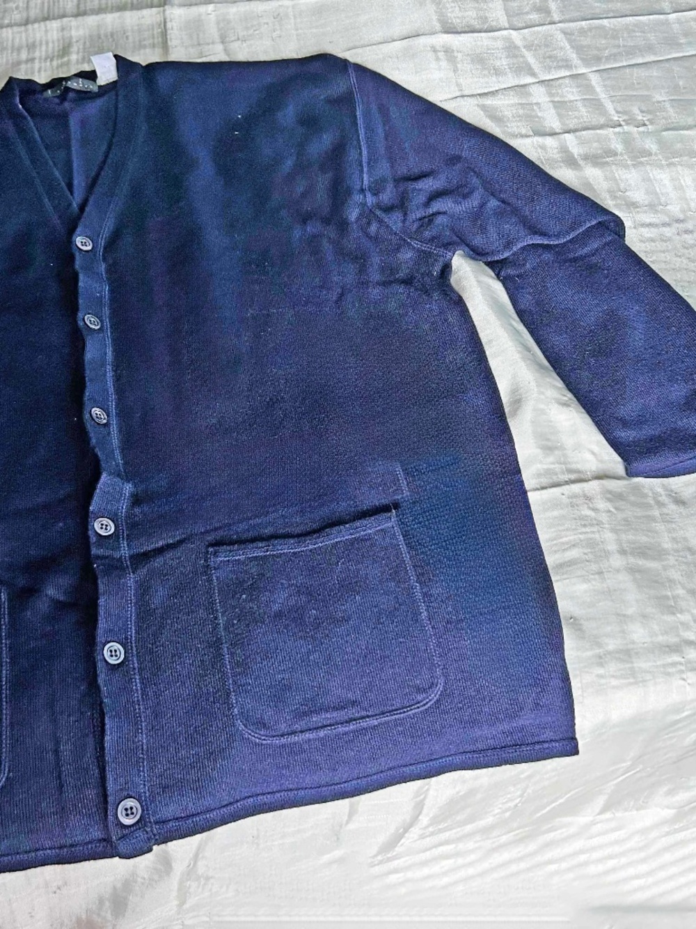 CARDIGAN, 45% CASHMERE & SILK, SIZE XL, NAVY, OPEN NECKLINE, MOTHER OF PEARL BUT